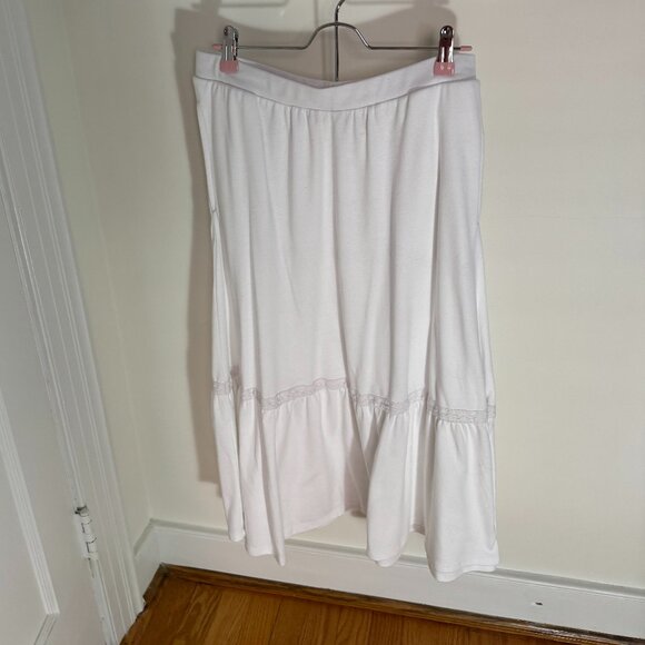 White knit tiered skirt with pockets from Appleseed's - Picture 1 of 5